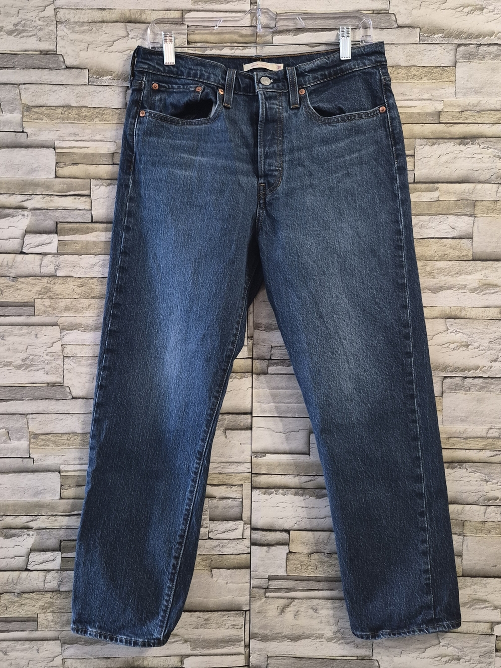 ​Levi's Premium Wedgie Straight Jeans Women's Size 30 Dark Wash Blue Button Fly